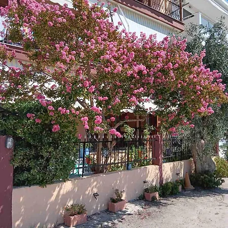 Nikos Apartmán